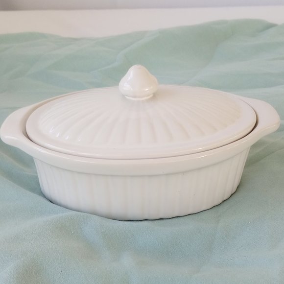 Japan Kitchen Vintage White Ceramic Oven Proof Dish With Lid Poshmark
